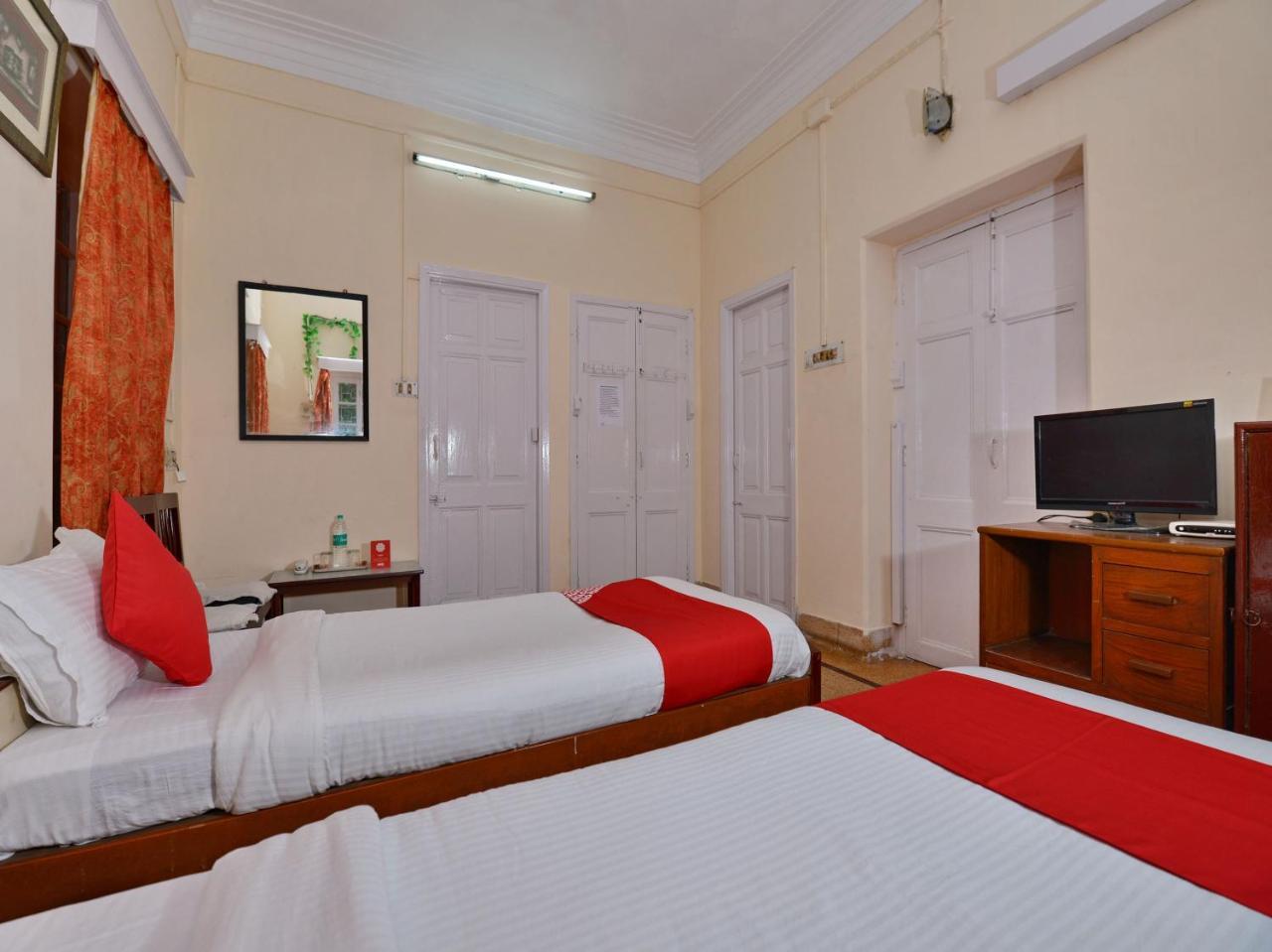 Oyo 10826 Sona Guest House Calcutta Exteriör bild